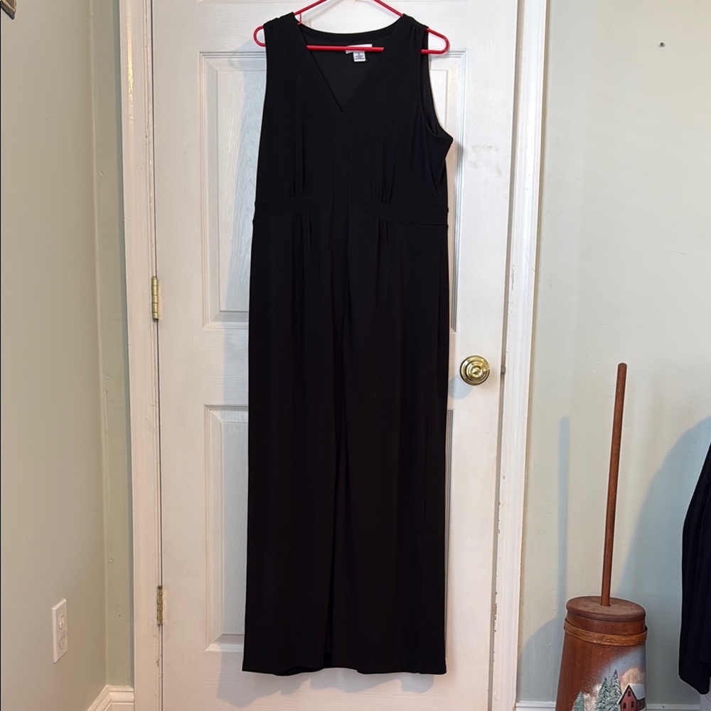 Liz Claiborne Black Sleeveless Maxi Dress
